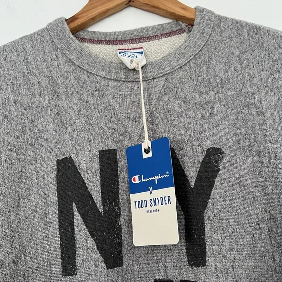 Todd Snyder x Champion New York Crewneck Sweater Jumper Pullover Mens Small New - Picture 3 of 5